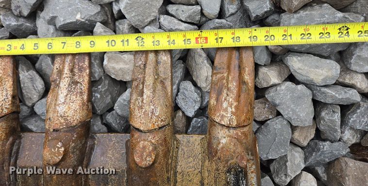 image for item YA0515 2022 Takeuchi TB260 mini excavator