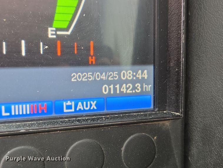 image for item YA0515 2022 Takeuchi TB260 mini excavator