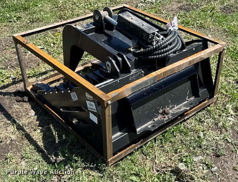 image for item ZA0589 Titan TORORBGRAP42 compact utility loader rock grapple bucket