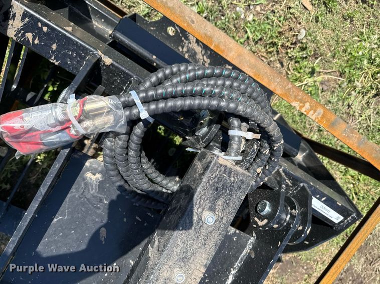 image for item ZA0589 Titan TORORBGRAP42 compact utility loader rock grapple bucket