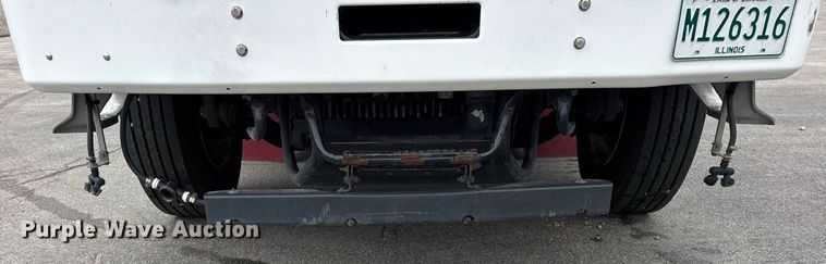 image for item DH9927 2007 Freightliner FC80 street sweeper truck