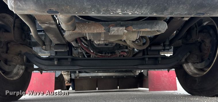 image for item DH9927 2007 Freightliner FC80 street sweeper truck