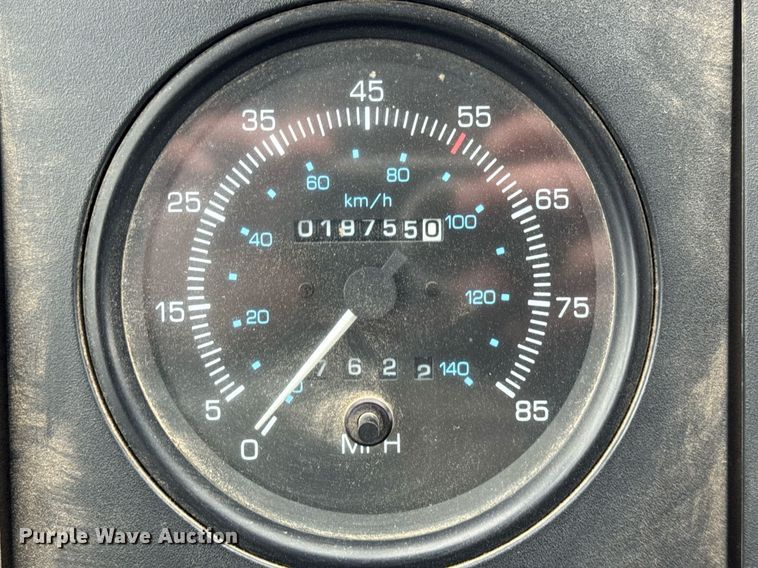 image for item DH9927 2007 Freightliner FC80 street sweeper truck