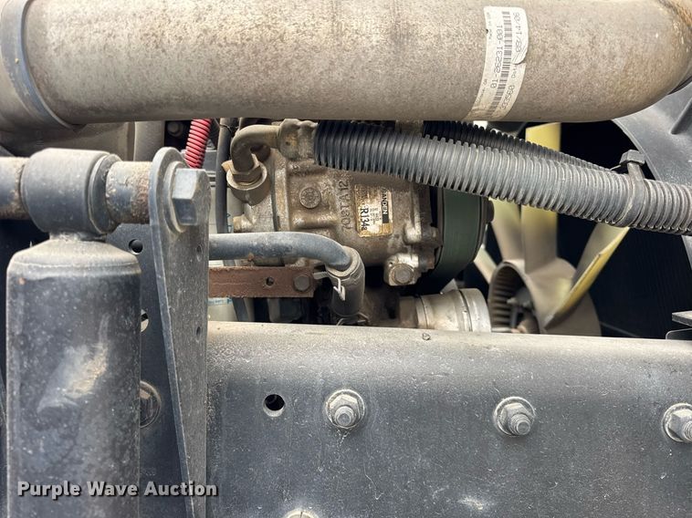 image for item DH9927 2007 Freightliner FC80 street sweeper truck