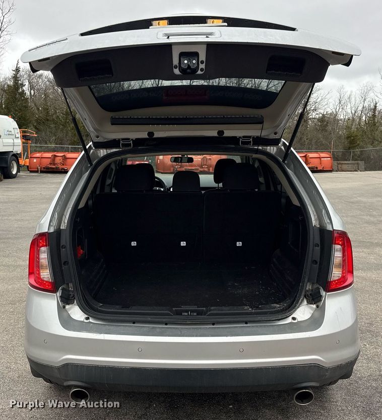 image for item DH9928 2012 Ford Edge SUV