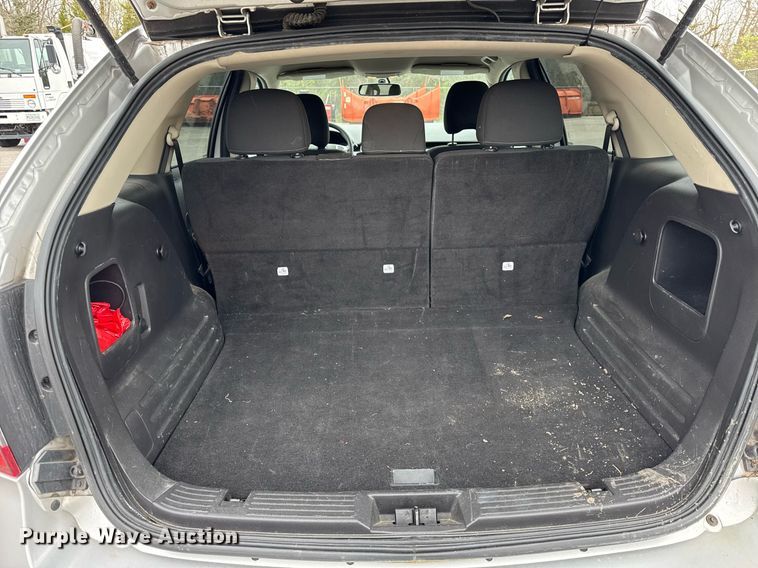 image for item DH9928 2012 Ford Edge SUV