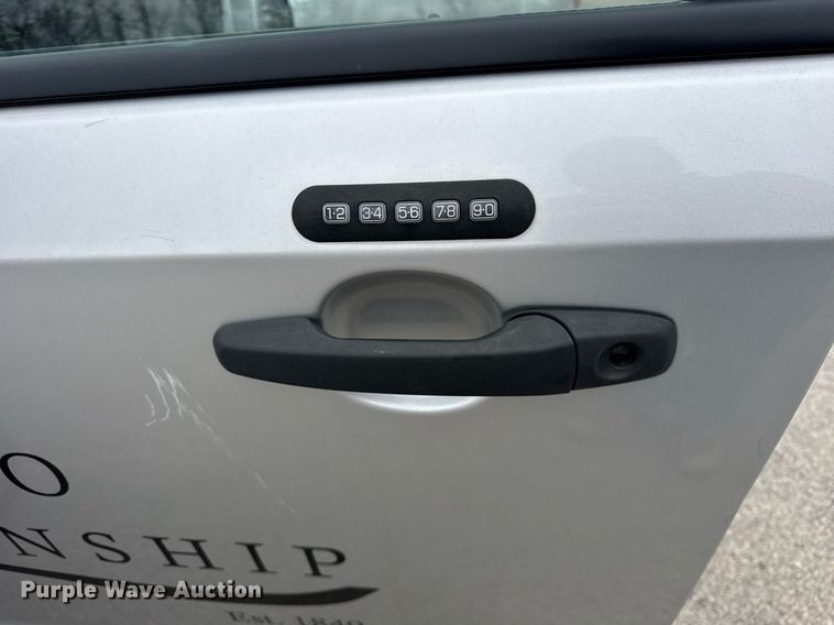 image for item DH9928 2012 Ford Edge SUV