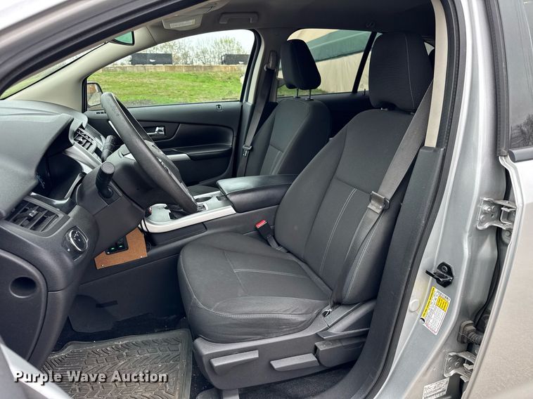 image for item DH9928 2012 Ford Edge SUV