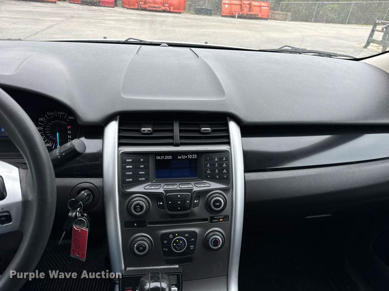 image for item DH9928 2012 Ford Edge SUV