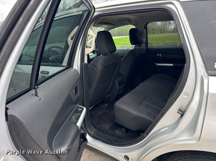 image for item DH9928 2012 Ford Edge SUV