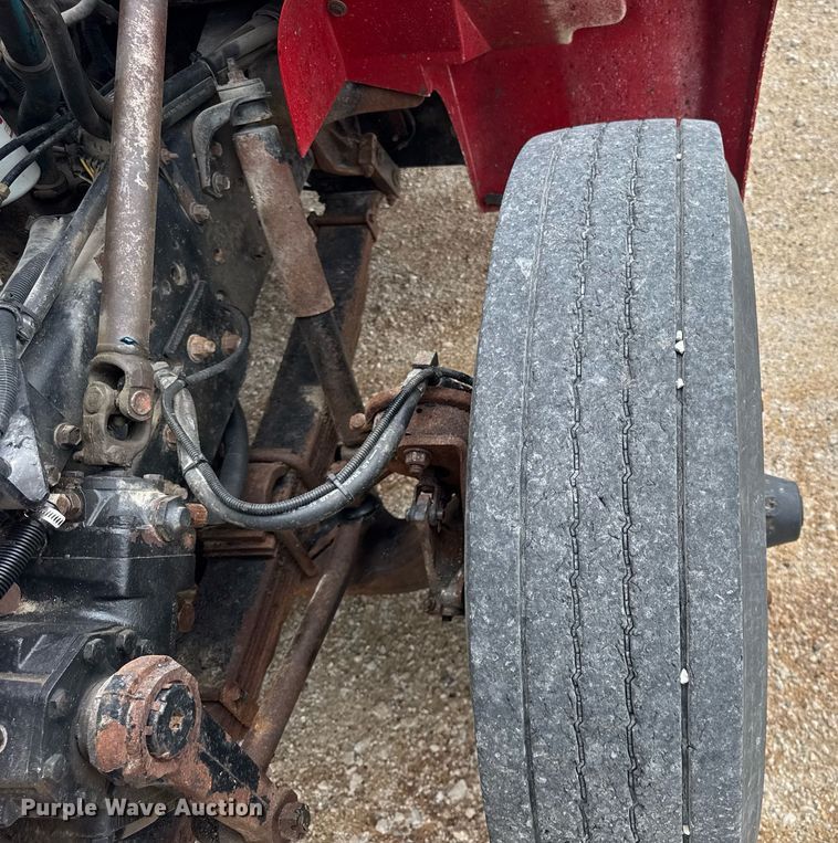 image for item DH9929 1999 International F4900 dump truck