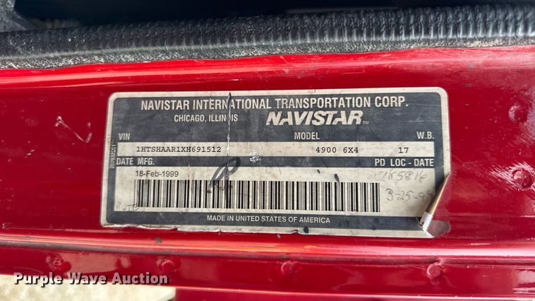 image for item DH9929 1999 International F4900 dump truck