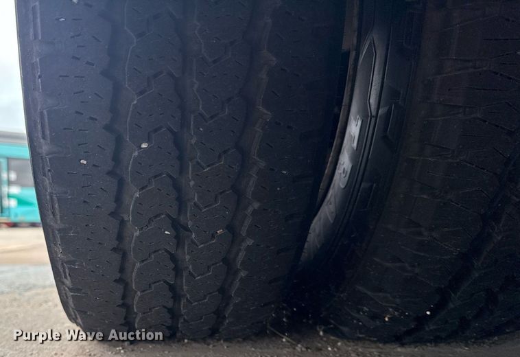 image for item DM5730 2016 Chevrolet Express G4500 shuttle bus