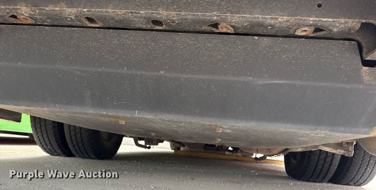 image for item DM5730 2016 Chevrolet Express G4500 shuttle bus