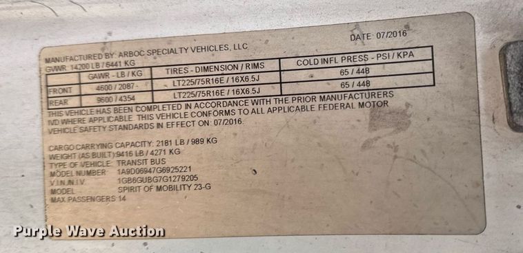 image for item DM5730 2016 Chevrolet Express G4500 shuttle bus