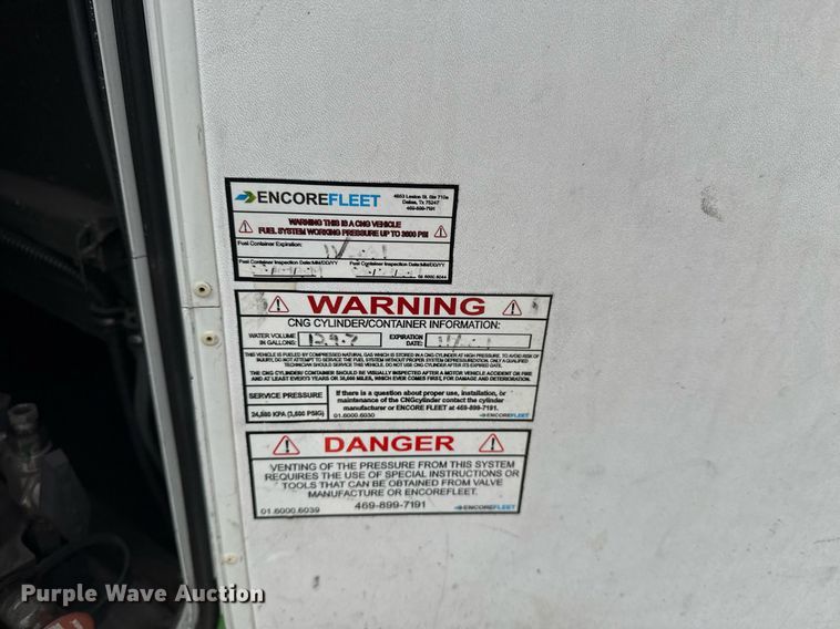 image for item DM5731 2016 Chevrolet Express G4500 shuttle bus