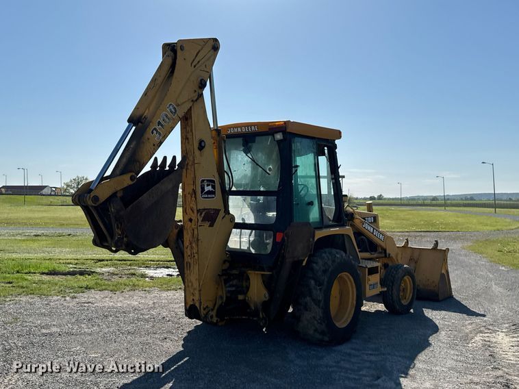 image for item DO0893 1996 John Deere 310D backhoe
