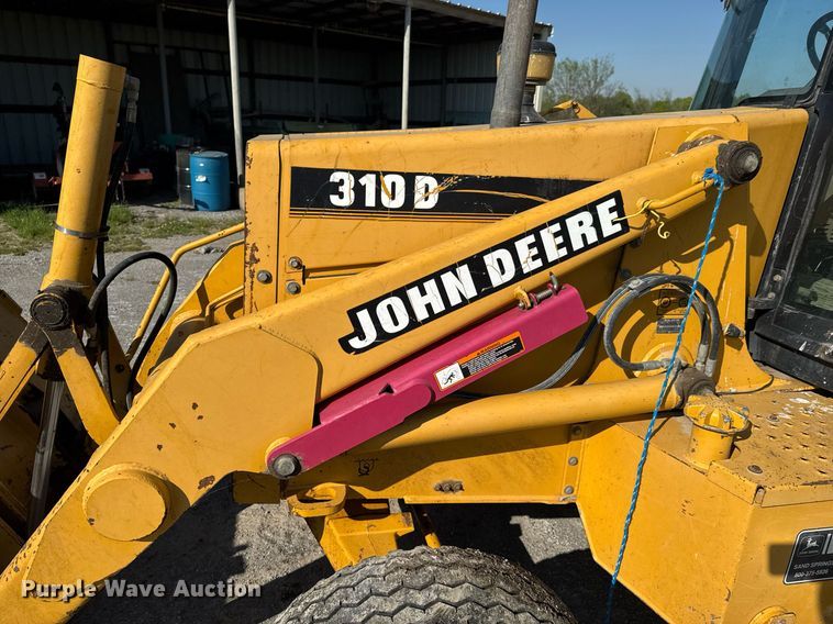 image for item DO0893 1996 John Deere 310D backhoe