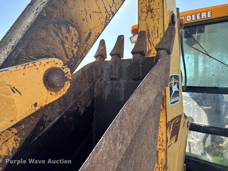 image for item DO0893 1996 John Deere 310D backhoe