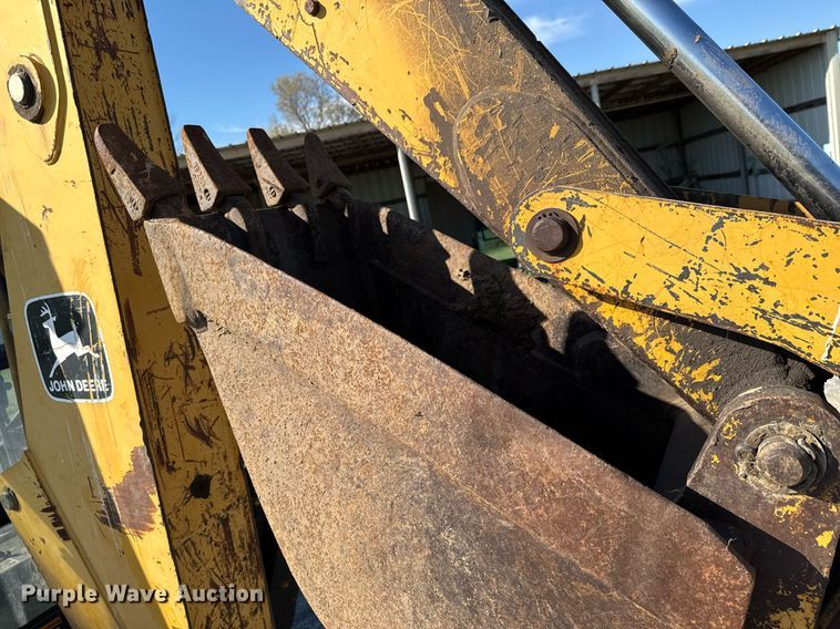 image for item DO0893 1996 John Deere 310D backhoe