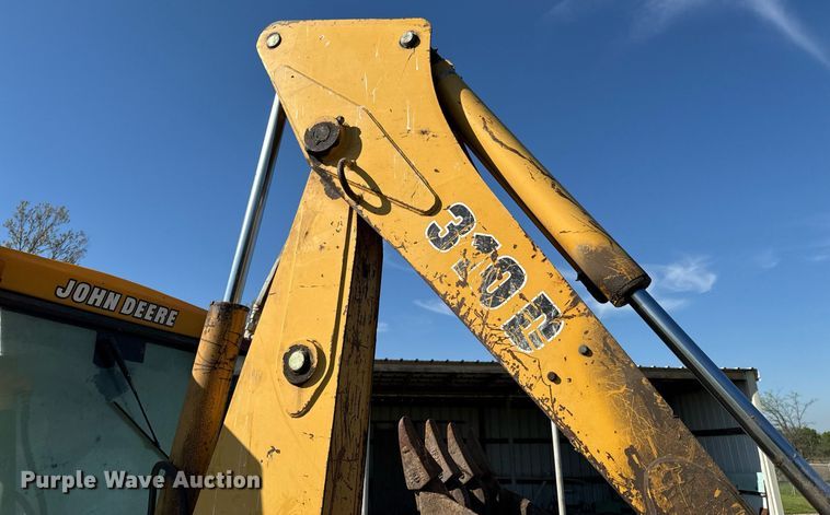 image for item DO0893 1996 John Deere 310D backhoe