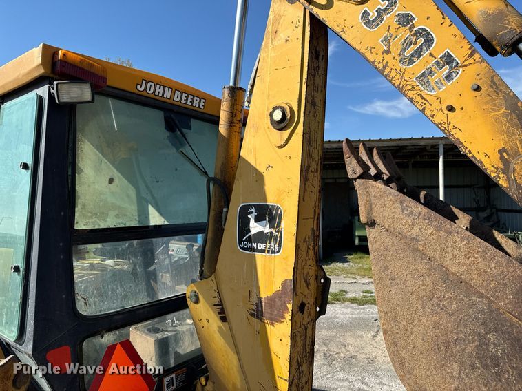 image for item DO0893 1996 John Deere 310D backhoe