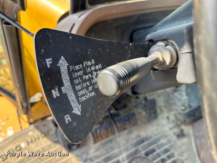 image for item DO0893 1996 John Deere 310D backhoe