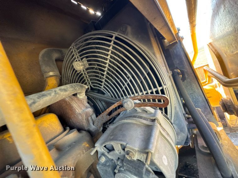 image for item DO0893 1996 John Deere 310D backhoe