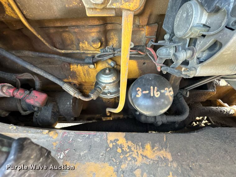 image for item DO0893 1996 John Deere 310D backhoe