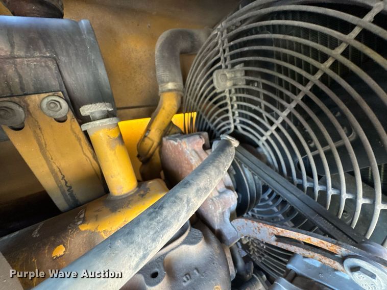 image for item DO0893 1996 John Deere 310D backhoe