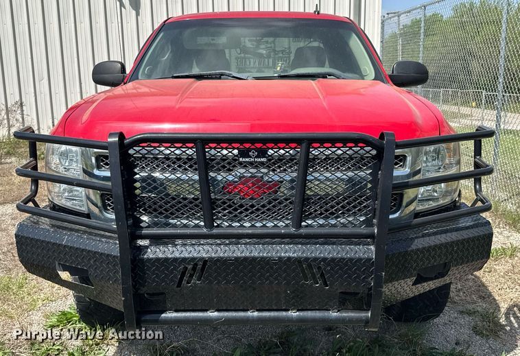 image for item DO0898 2012 Chevrolet Silverado 1500 Ext. Cab pickup truck