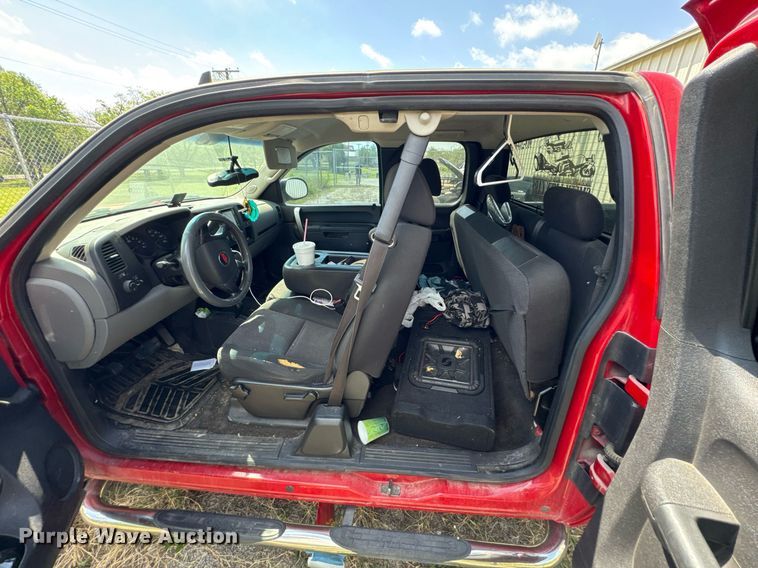 image for item DO0898 2012 Chevrolet Silverado 1500 Ext. Cab pickup truck