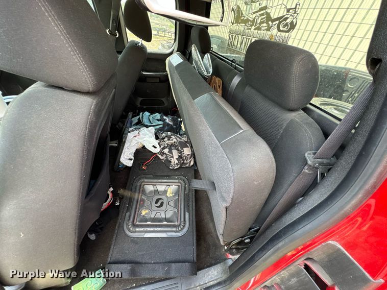 image for item DO0898 2012 Chevrolet Silverado 1500 Ext. Cab pickup truck