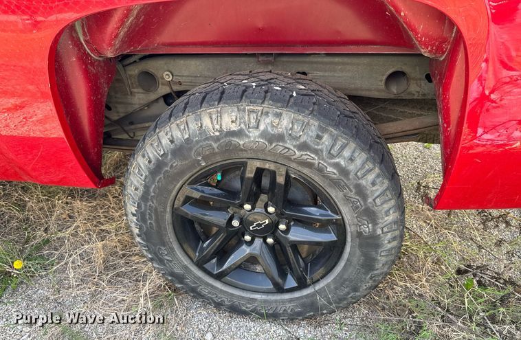 image for item DO0898 2012 Chevrolet Silverado 1500 Ext. Cab pickup truck