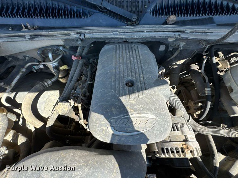 image for item DO0929 2005 Chevrolet Avalanche 1500 Crew Cab pickup truck