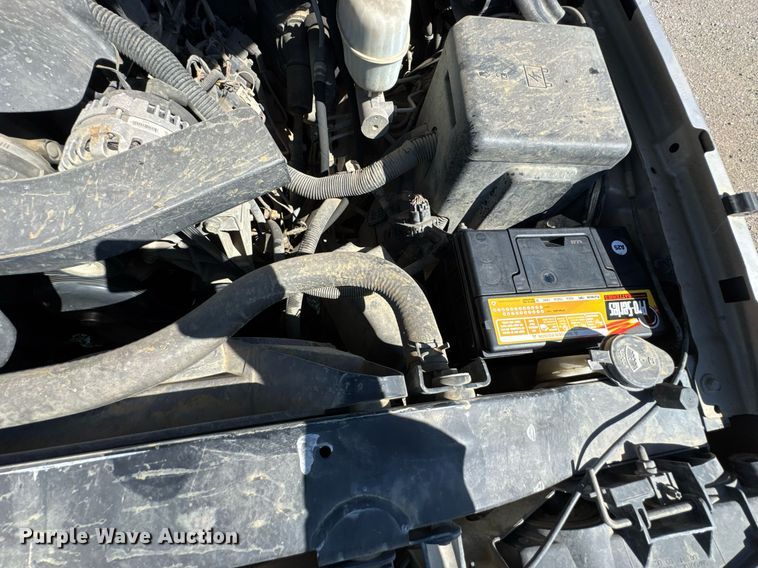 image for item DO0929 2005 Chevrolet Avalanche 1500 Crew Cab pickup truck