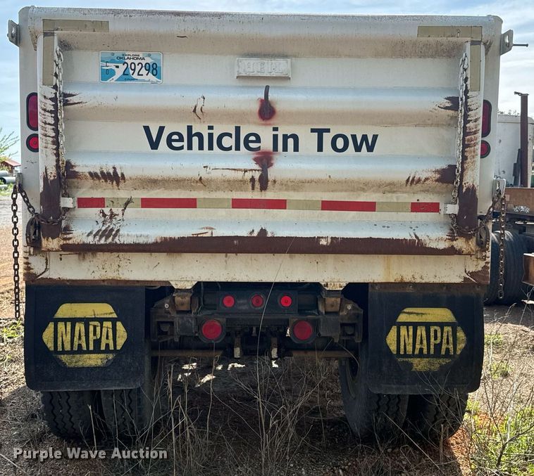 image for item DO0948 1998 Hawkeye end dump pup trailer