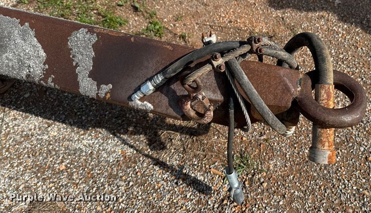 image for item DO0948 1998 Hawkeye end dump pup trailer