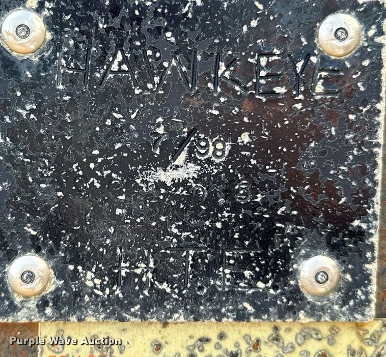 image for item DO0948 1998 Hawkeye end dump pup trailer