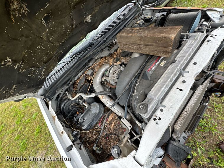 image for item DO0976 2003 Ford F350 Super Duty Crew Cab pickup truck
