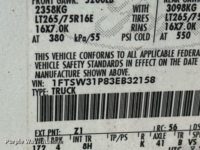image for item DO0976 2003 Ford F350 Super Duty Crew Cab pickup truck