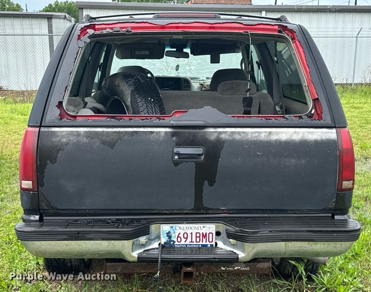 image for item DO0977 1996 Chevrolet Tahoe SUV