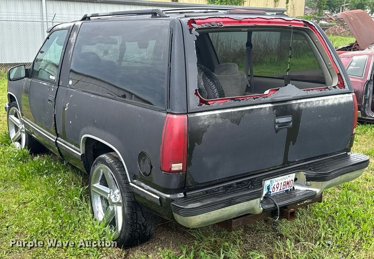 image for item DO0977 1996 Chevrolet Tahoe SUV