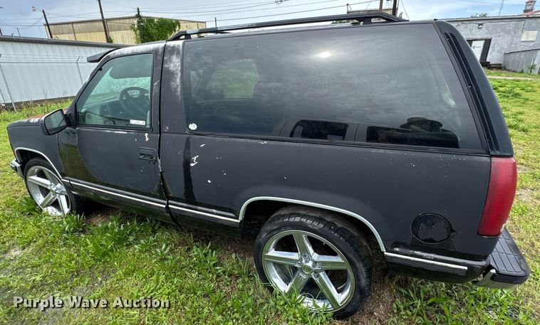 image for item DO0977 1996 Chevrolet Tahoe SUV