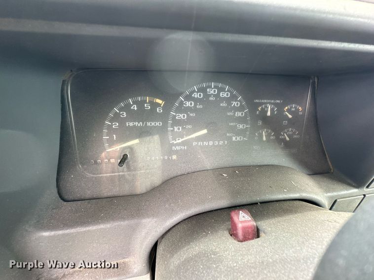 image for item DO0977 1996 Chevrolet Tahoe SUV