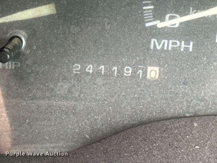 image for item DO0977 1996 Chevrolet Tahoe SUV