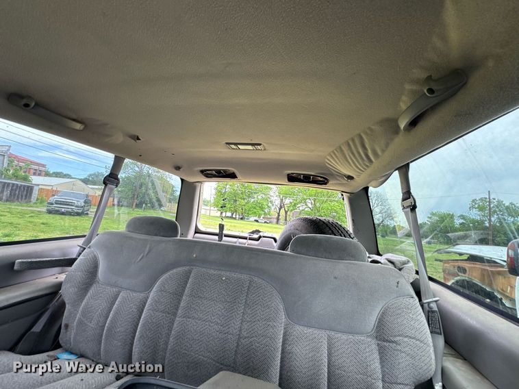 image for item DO0977 1996 Chevrolet Tahoe SUV