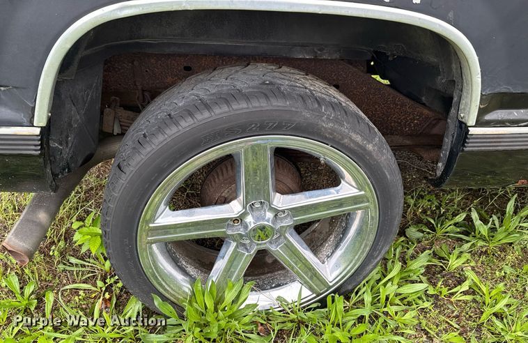 image for item DO0977 1996 Chevrolet Tahoe SUV