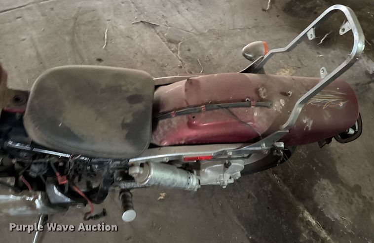 image for item DO0978 2002 Honda VT1100C Shadow motorcycle