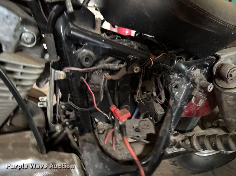 image for item DO0978 2002 Honda VT1100C Shadow motorcycle